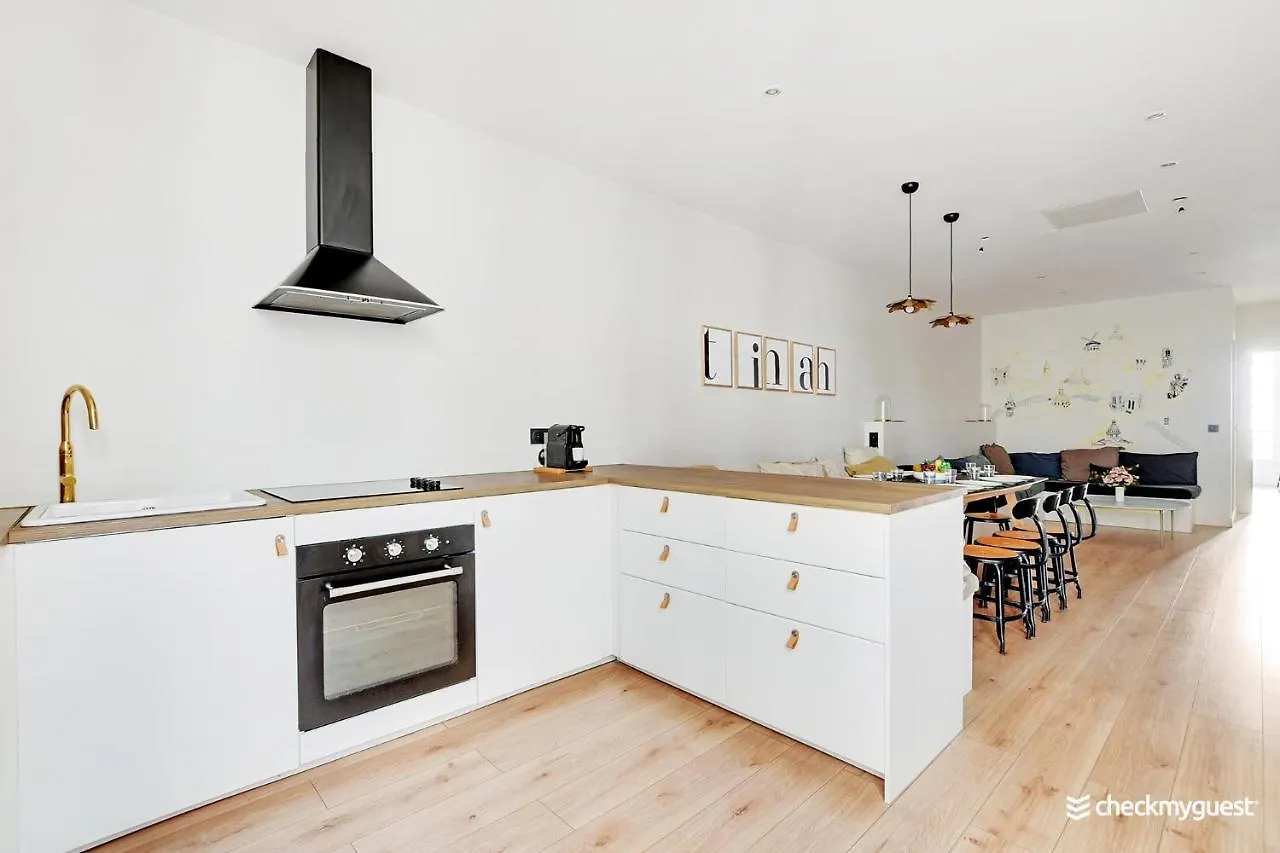 Cmg Luxe - Canal St Martin Apartment