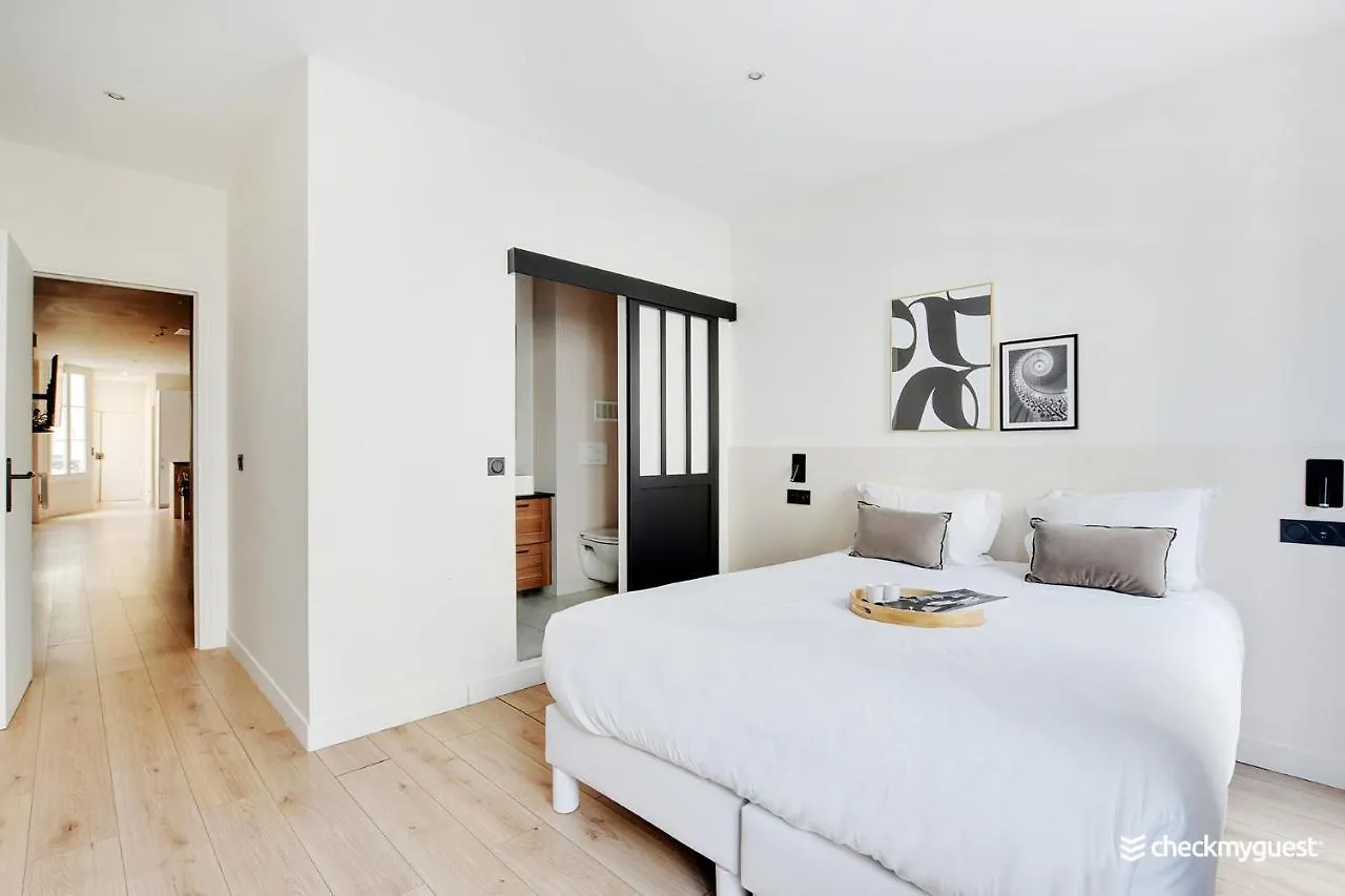 Cmg Luxe - Canal St Martin Apartment